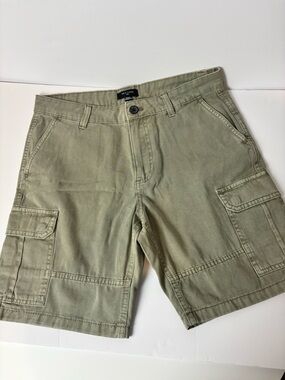 New Look Olive Cargo Pocket Shorts